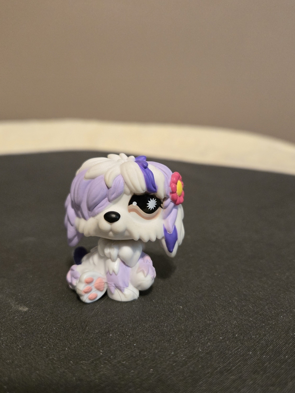 Littlest Pet Shop Birthday Playset with Party Pets And Accessories - Picture 3 of 11
